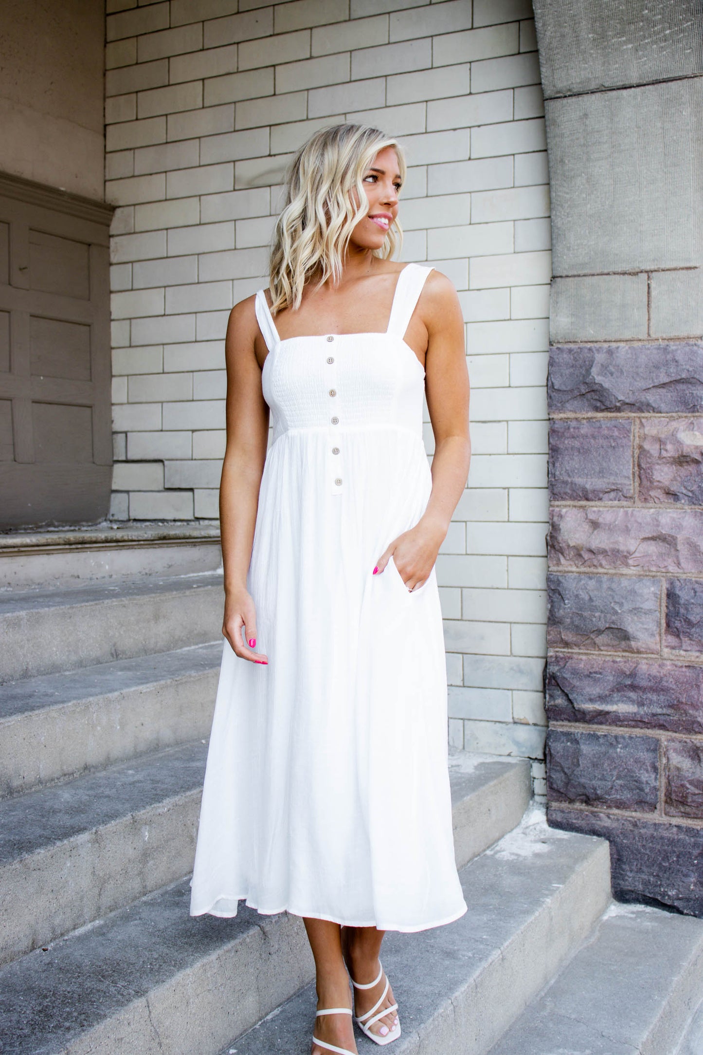 Load image into Gallery viewer, Stormi Button-Up Midi Dress | Ivory

