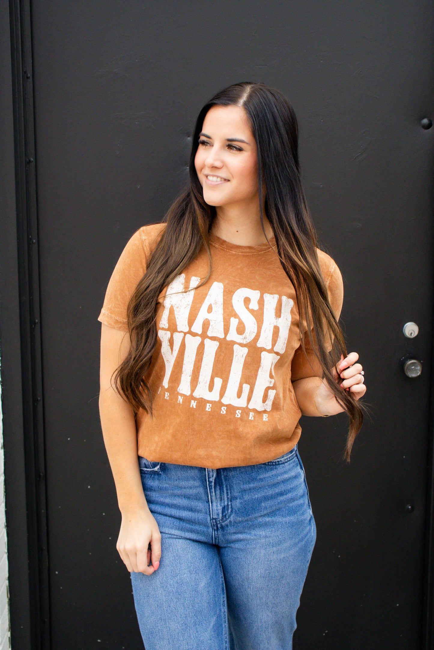 Load image into Gallery viewer, Nashville Vintage Graphic Tee | Yam
