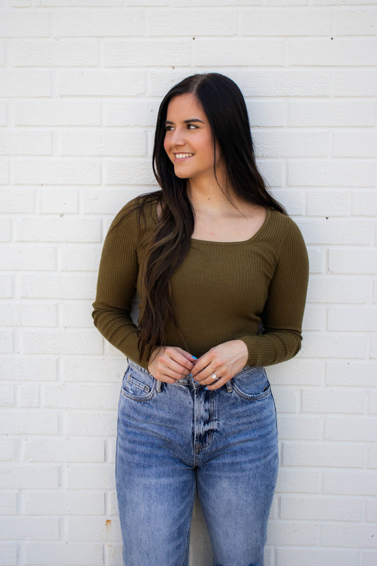 Teagan Fitted Square Neck Top | Capulet Green