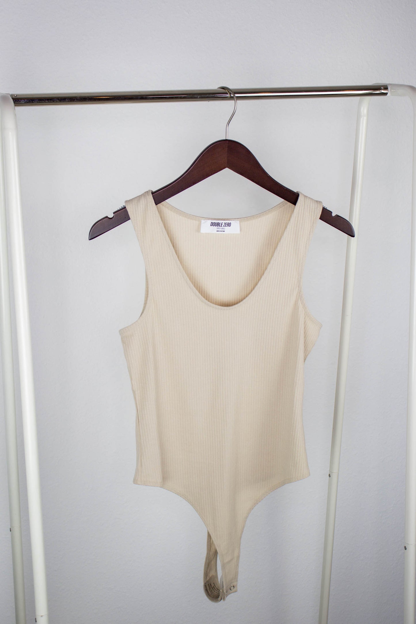Load image into Gallery viewer, Rachelle Ribbed Tank Bodysuit | Khaki
