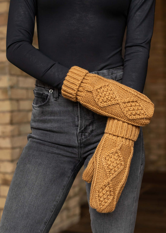 Camel Cable Knit Mittens M-75